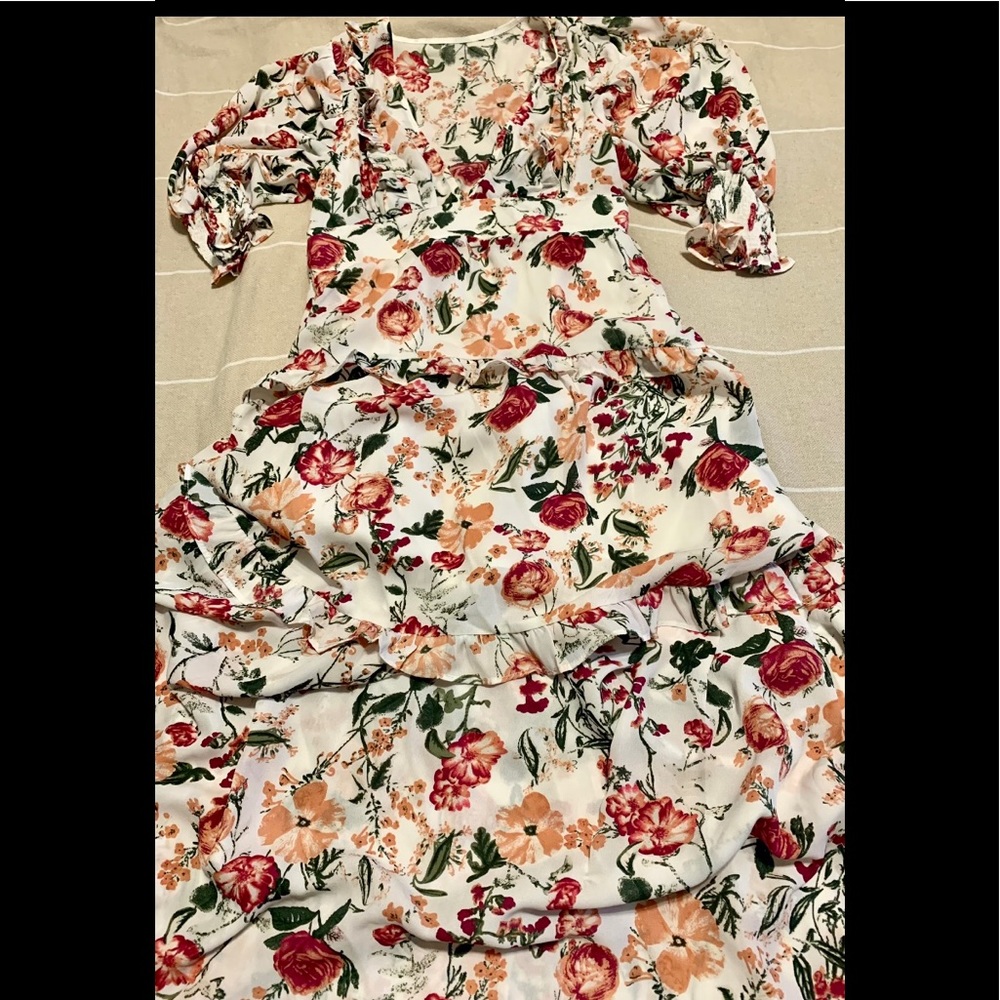 Beautiful maxi dress - Picture 4 of 12
